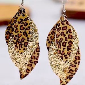 Glitter leopard earrings